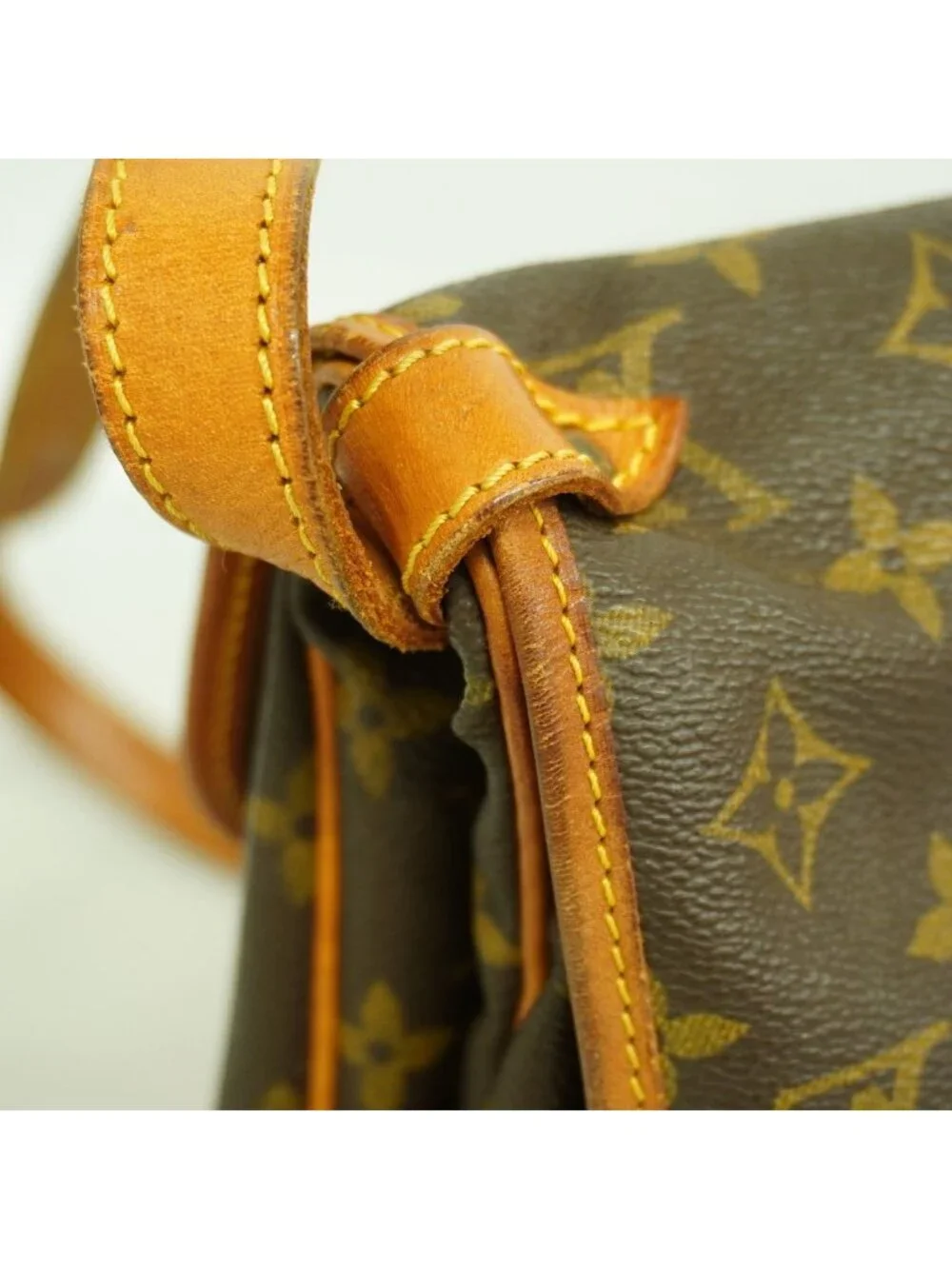 Louis Vuitton Shoulder Bag Monogram Saumur 30 Brown